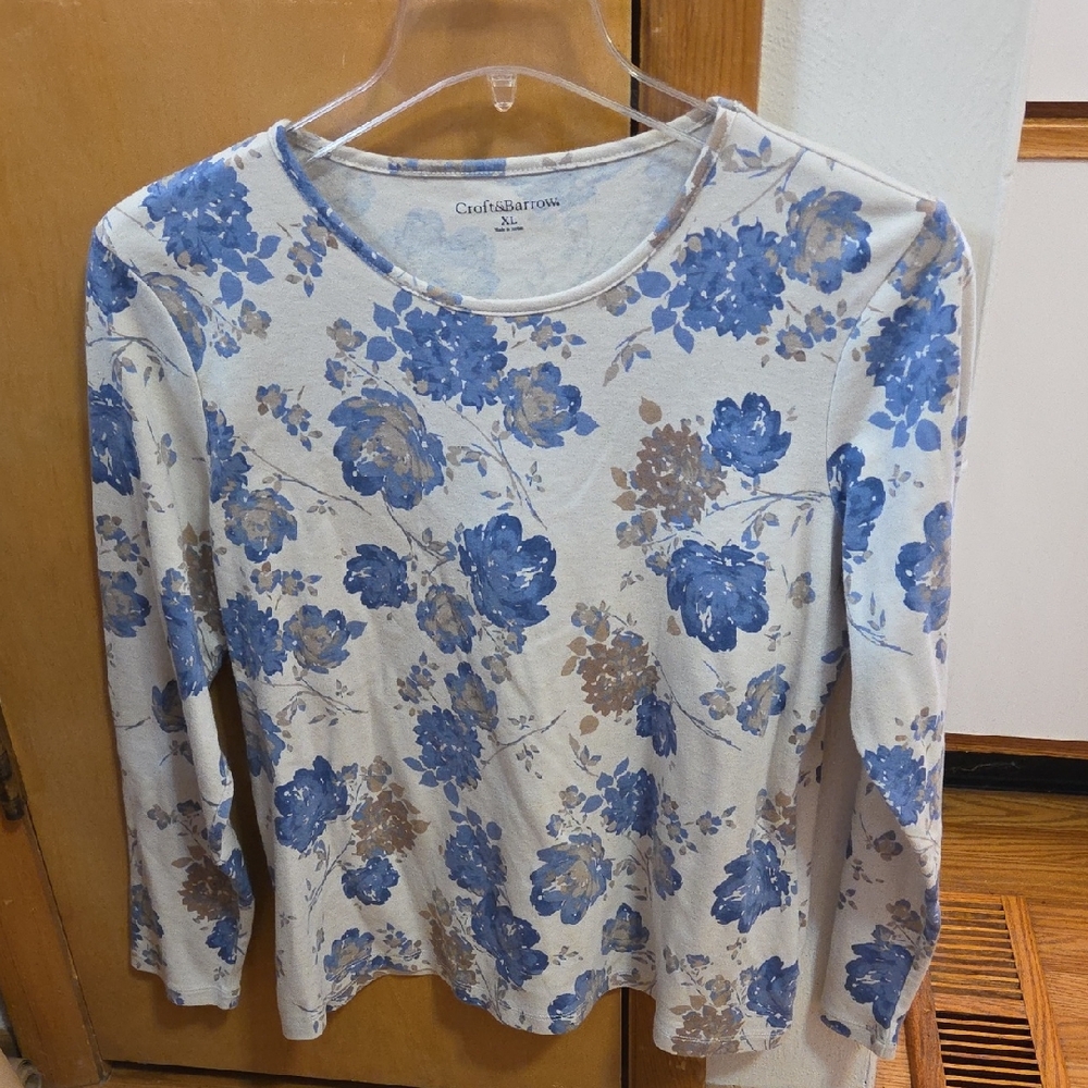 Croft & Barrow XL Women's Blue and Brown Floral Long Sleeve Top